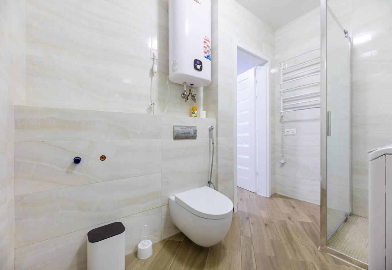 Apartamento Квартира У Будинку З Власним Бомбосховищем Біля Жд Вокзалу 50 М2 Kiev Exterior foto
