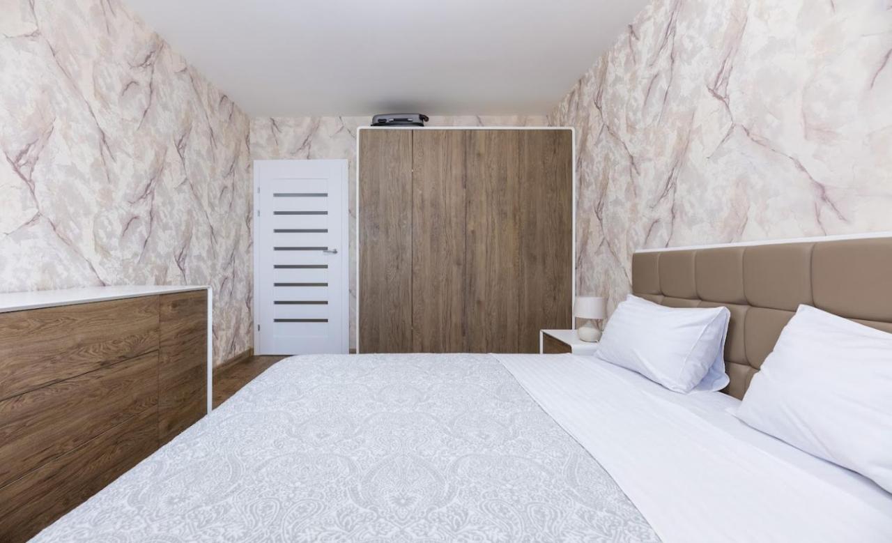 Apartamento Квартира У Будинку З Власним Бомбосховищем Біля Жд Вокзалу 50 М2 Kiev Exterior foto